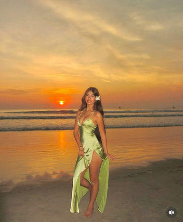 Niulatu Green Slit Satin Long Party Prom Dress Formal Evening Gown HZ1007